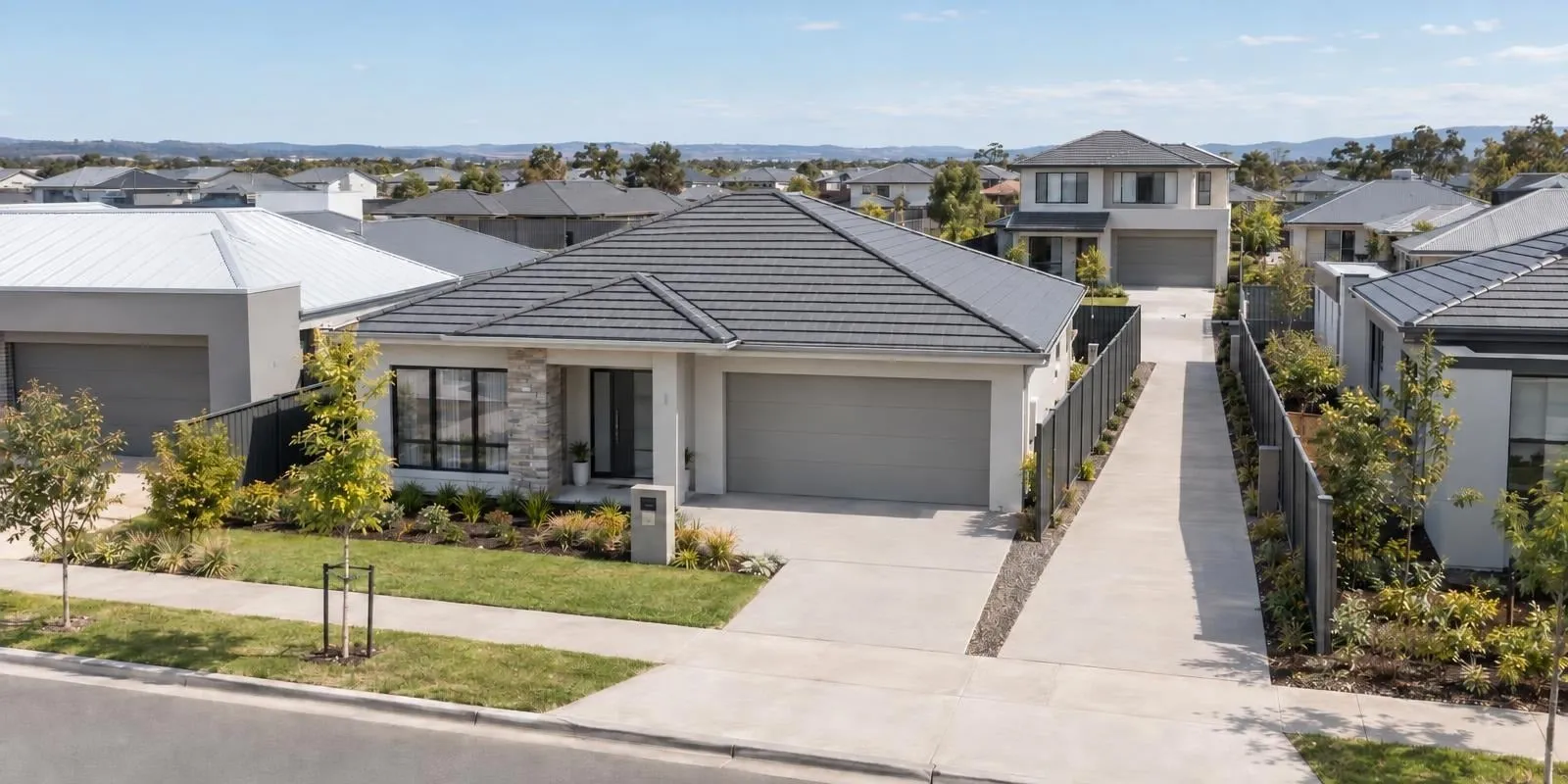 Battle-axe blocks in Australia: access handles, effective frontage and what fits